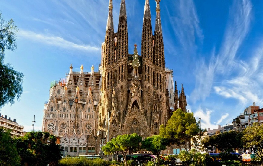 Lugar Basílica Sagrada Familia