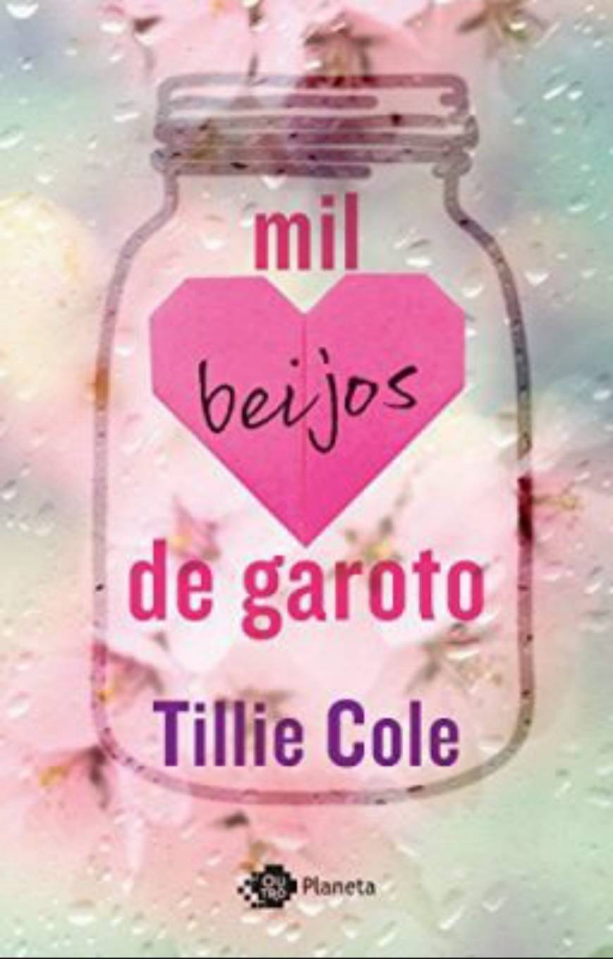 Fashion Livro "Mil Beijos de Um Garoto"