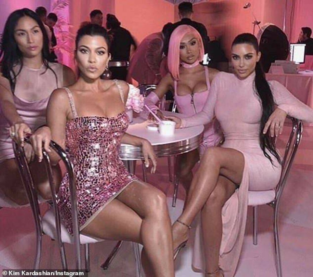 Social 𝙺𝚊𝚛𝚍𝚊𝚜𝚑𝚒𝚊𝚗♡︎
