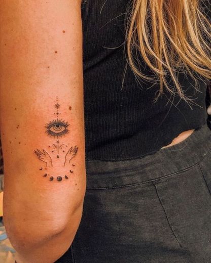 Tatto olho e lua