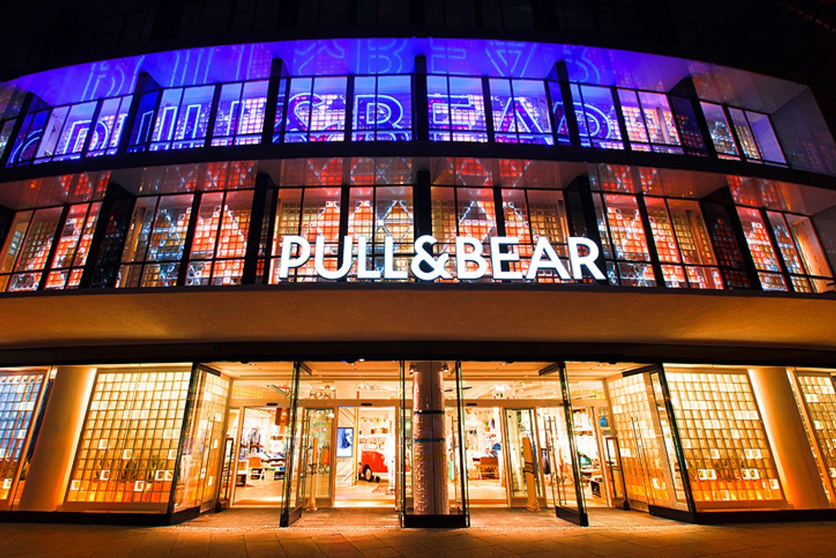 Place Pull&Bear