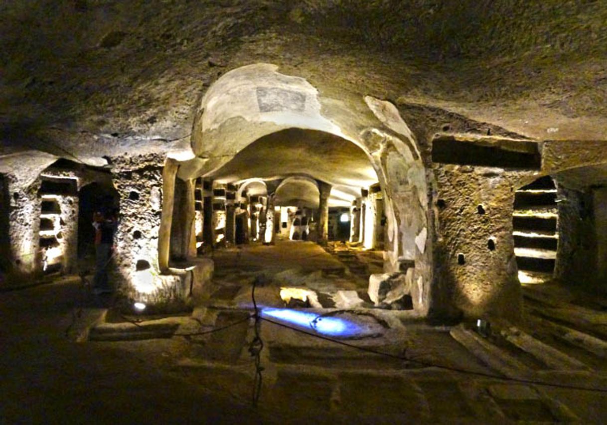 Place Catacombe di San Gennaro