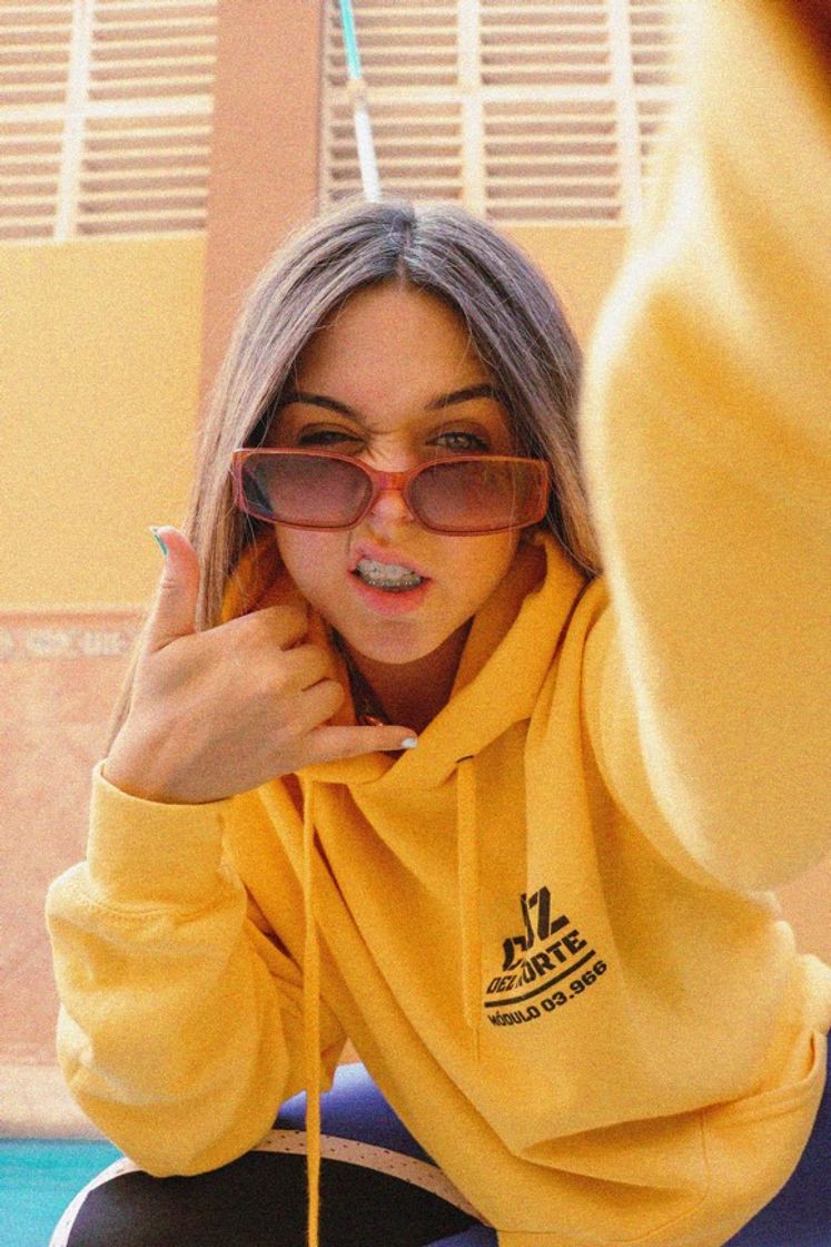 Moda SUDADERA VIS A VIS 💛