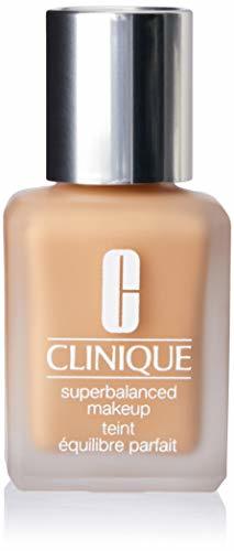 Social CLINIQUE SUPERBALANCED fluid #05-vanilla 30 ml