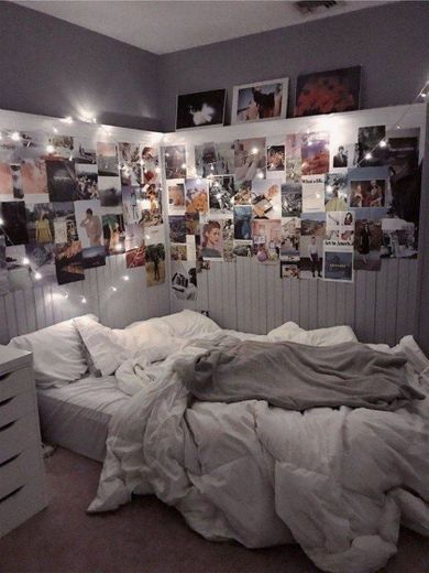 Polaroid's wall ✨