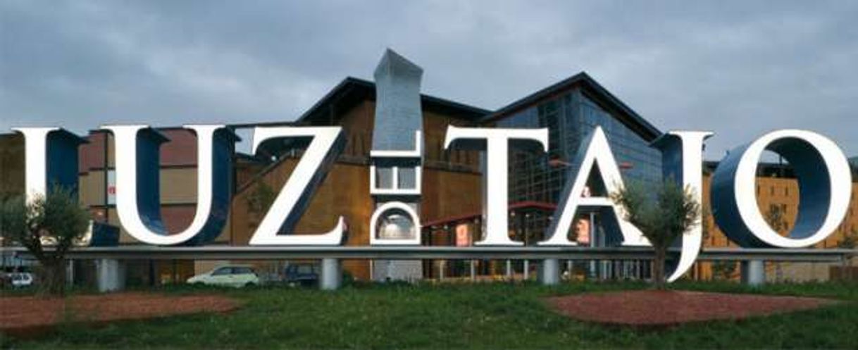 Lugar Centro Comercial (Luz del Tajo)