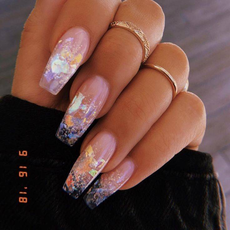 Glitter nails