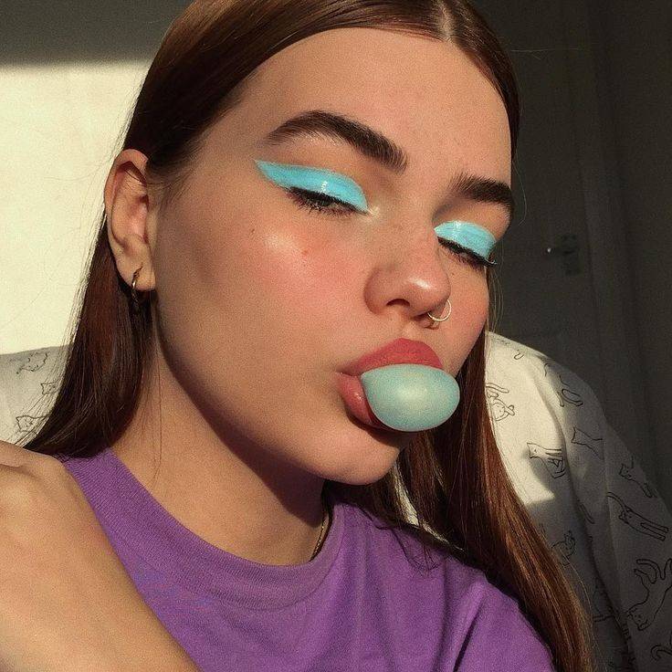 Blue Makeup