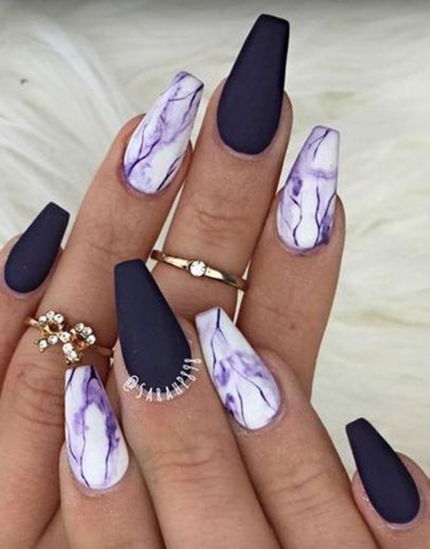 Moda Uñas de gel moradas