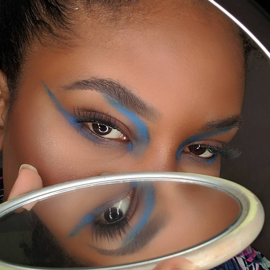 Social Make delineado azul