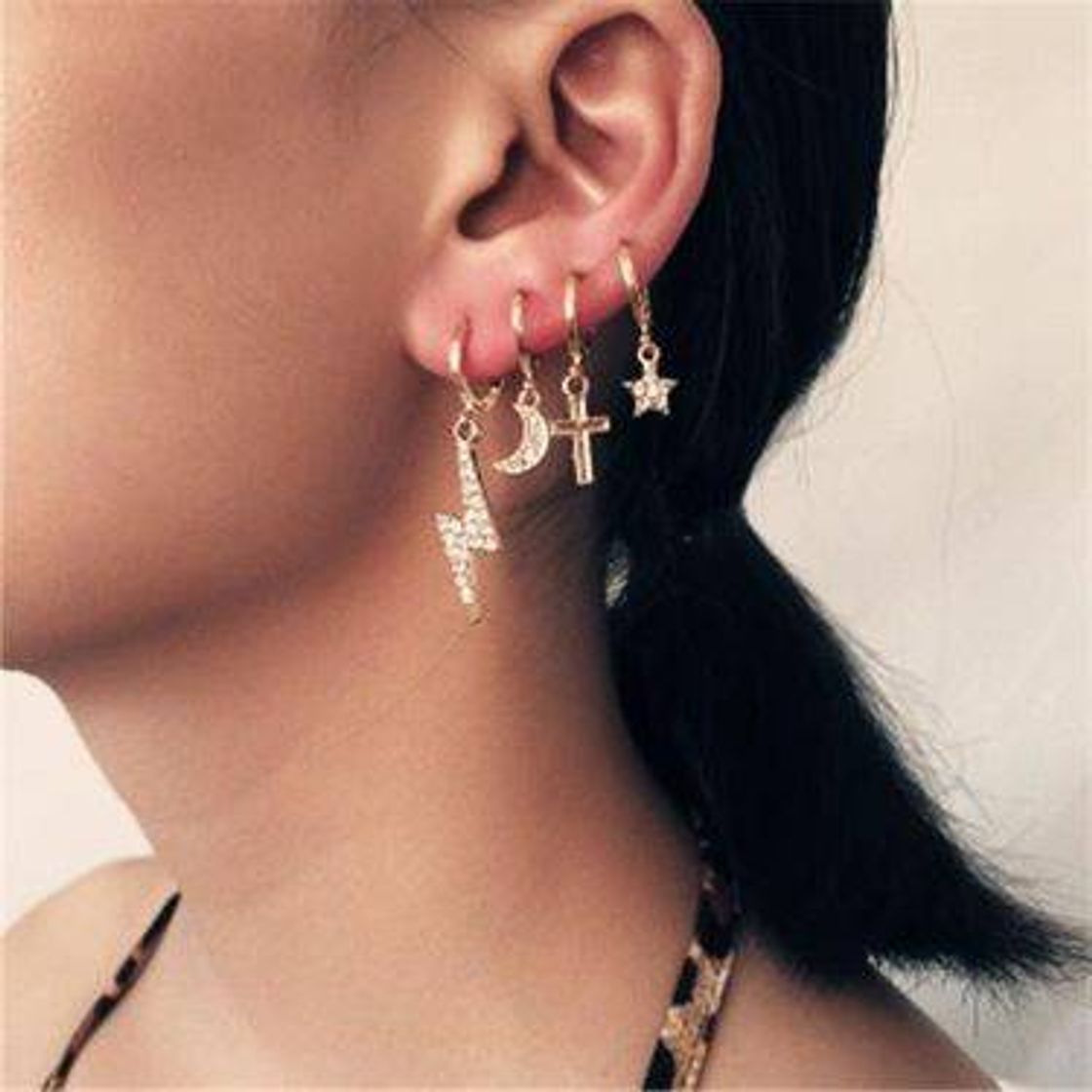 Social Lightning cross xingyue ear clip set 4 piece 