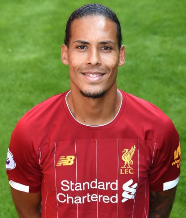 Moda Virgil van Dijk - Wikipedia