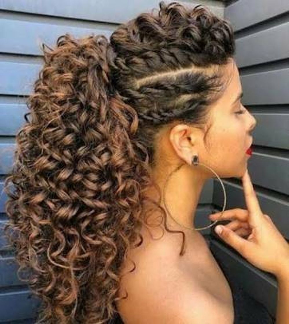 Moda Penteado para cabelos cacheados