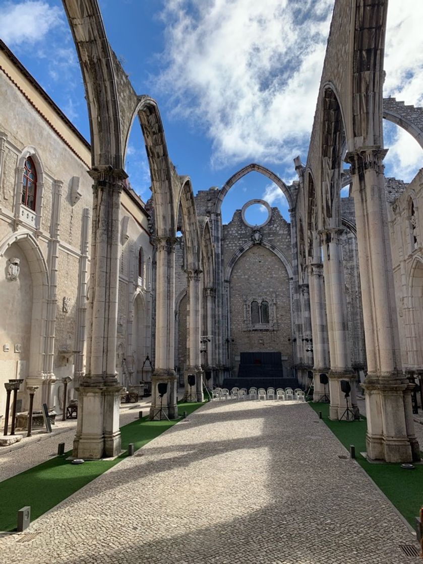 Place Museu Arqueológico do Carmo