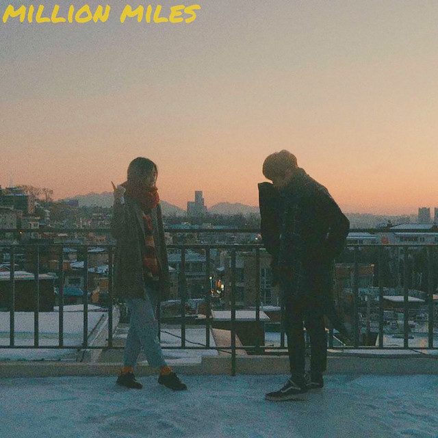 Canción Million Miles