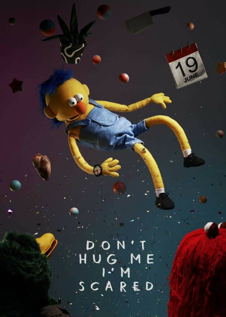 Serie Don't Hug Me I'm Scared