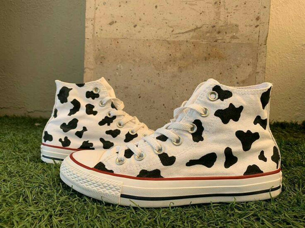 Moda ALL STAR com estampa de vaca🐄