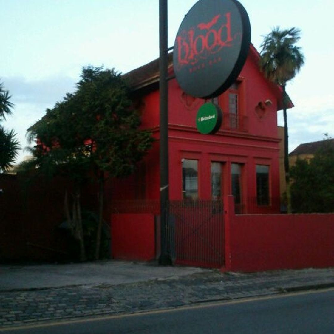 Restaurantes Blood Rock Bar