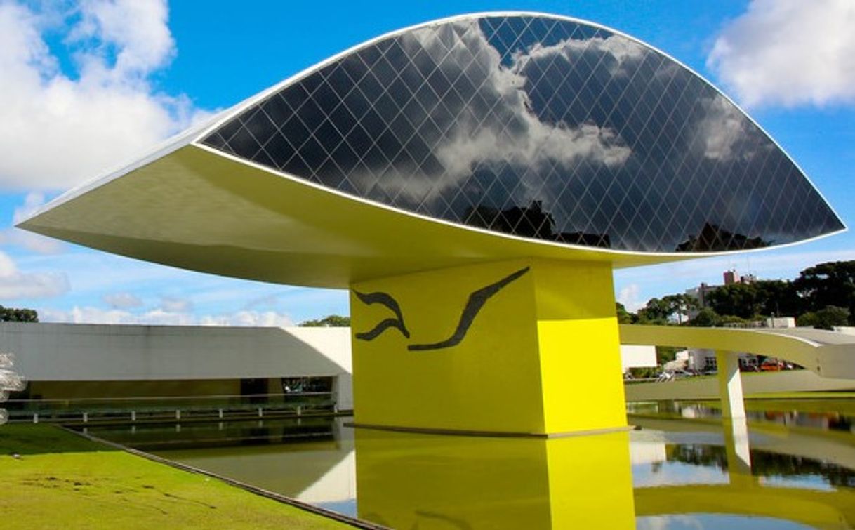 Lugar Museu Oscar Niemeyer