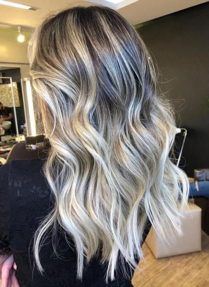 Moda ombre hair Platinado