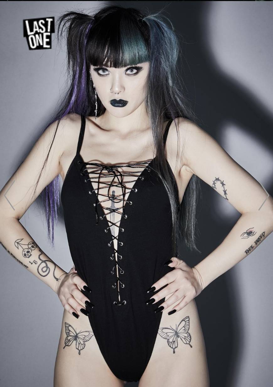 Producto Widow Goth Lace Up Bodysuit - Black