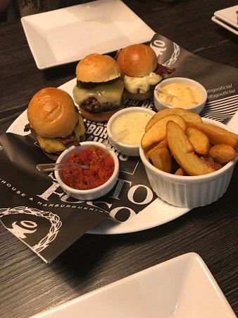 Restaurantes Santo Fogo Steakhouse & Hamburgueria