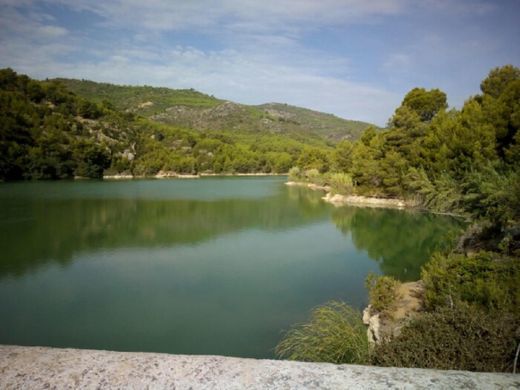 Lugar Embalse de Alcora