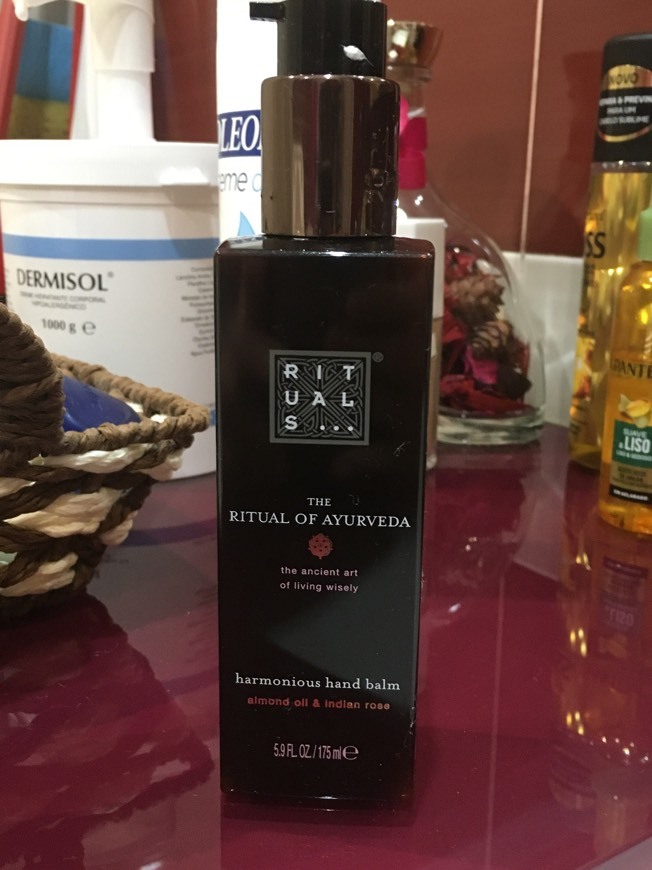 Beauty Rituals The Ritual of Ayurveda Shower Oil