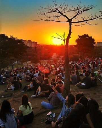 Praça Pôr do Sol