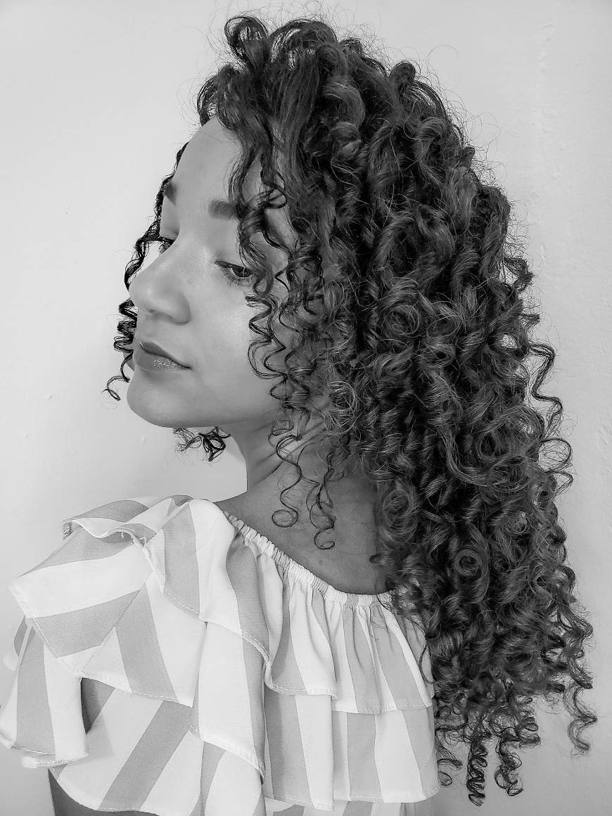 Social Preto e branco aposta em fotos conceituais!