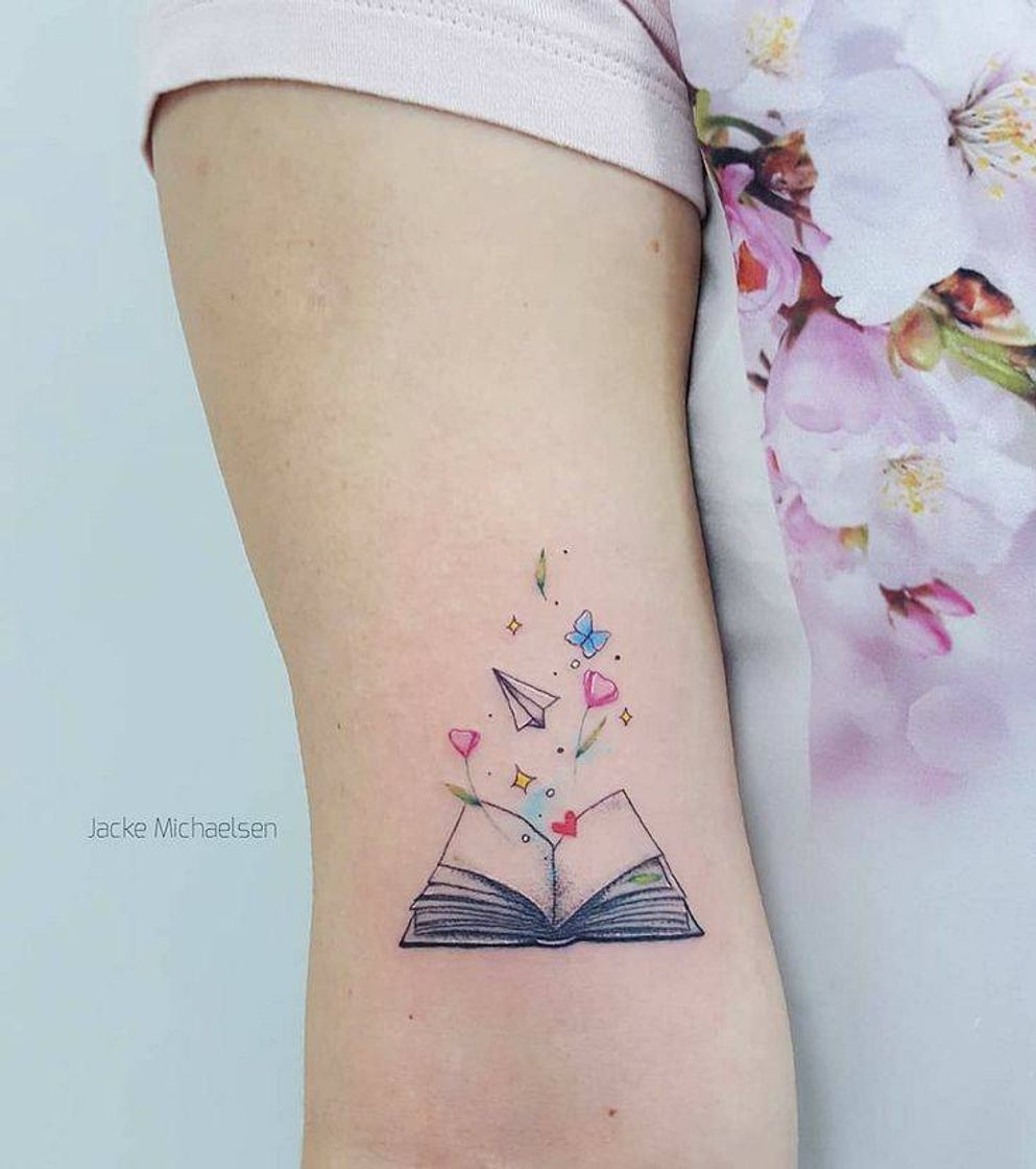 Fashion Tatuagem De Livros ♥️