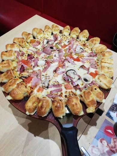 Pizza Hut