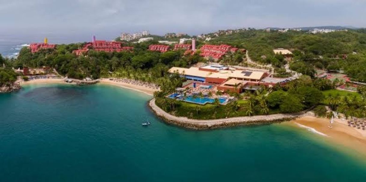 Lugar Hotel Las Brisas Huatulco