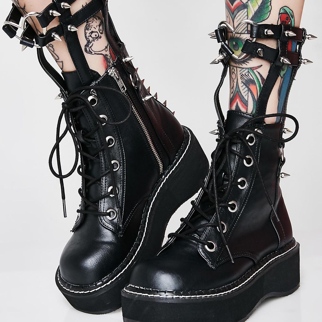 Productos Devil in disguise caged boots