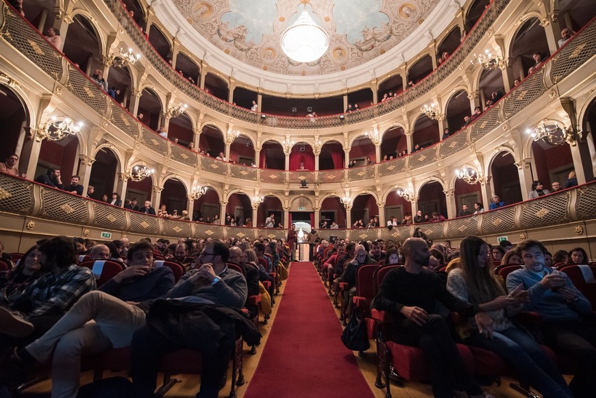 Place Municipal Theater Sá de Miranda