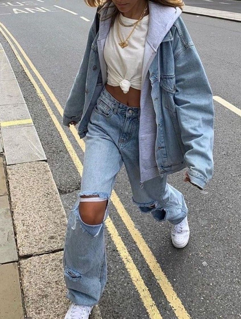 Fashion jeans outfit. ✨