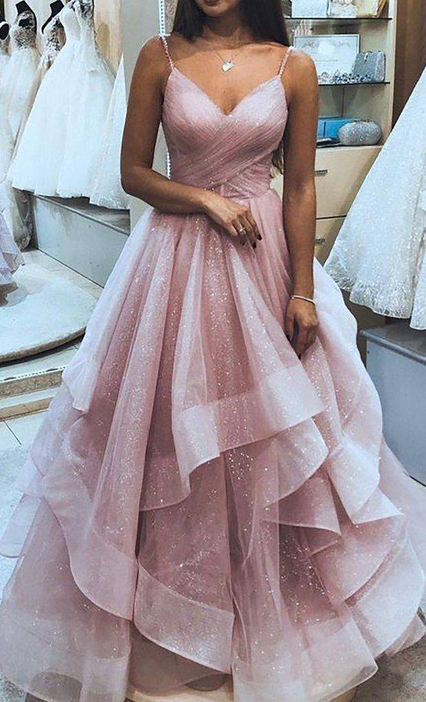 Moda Vestindo rosa. 💖