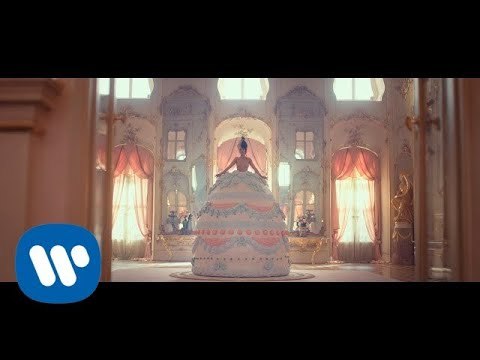 Social [Video] Melanie Martinez - Strawberry Shortcake