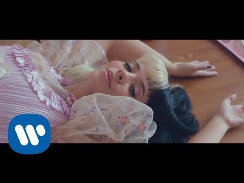 Social [Video] Melanie Martinez - Lunchbox Friends