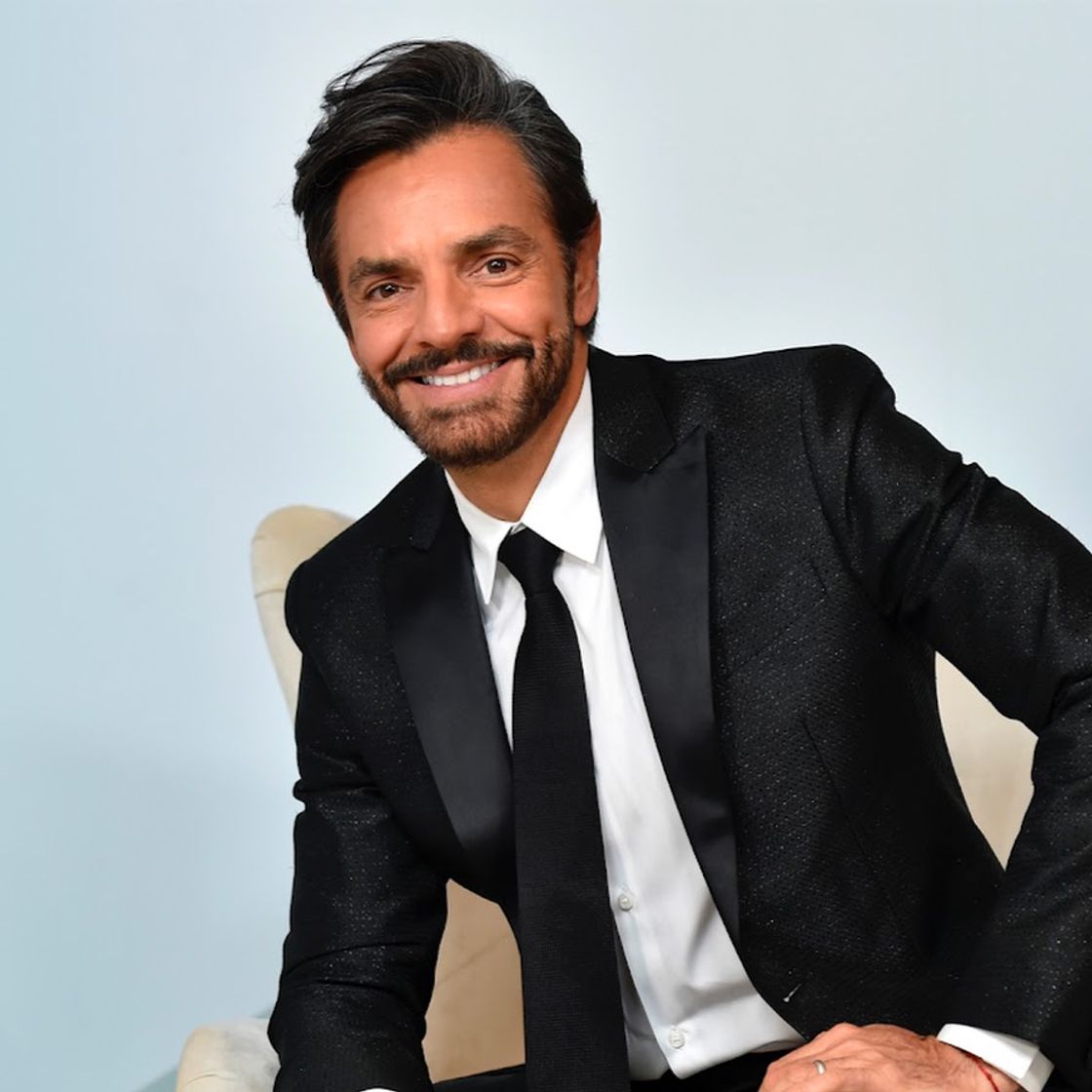 Moda Eugenio Derbez - YouTube