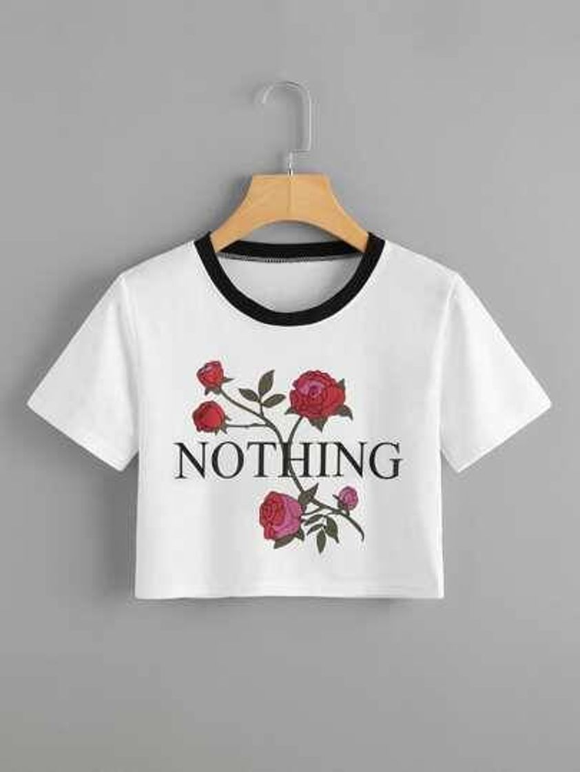 Camiseta corta floral con estampado de letras