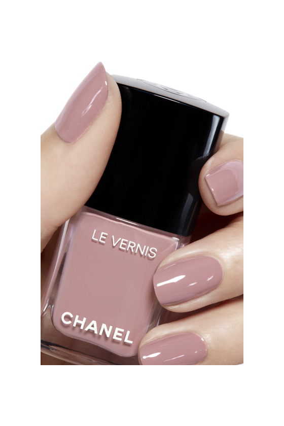 Products Esmalte de uñas CHANEL 735 Daydream