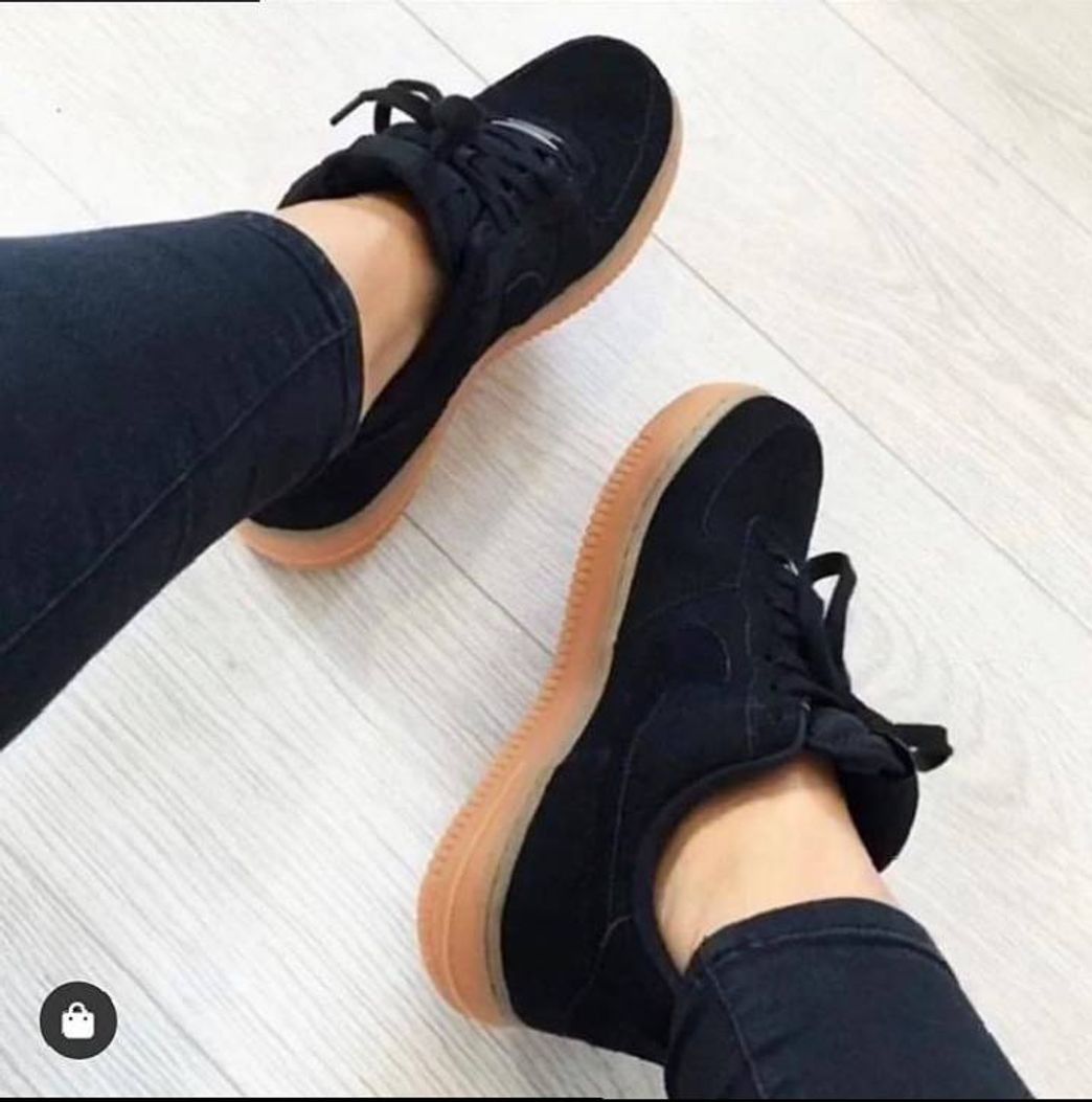 Tenis
