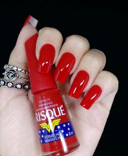 Esmalte vermelho ❤️