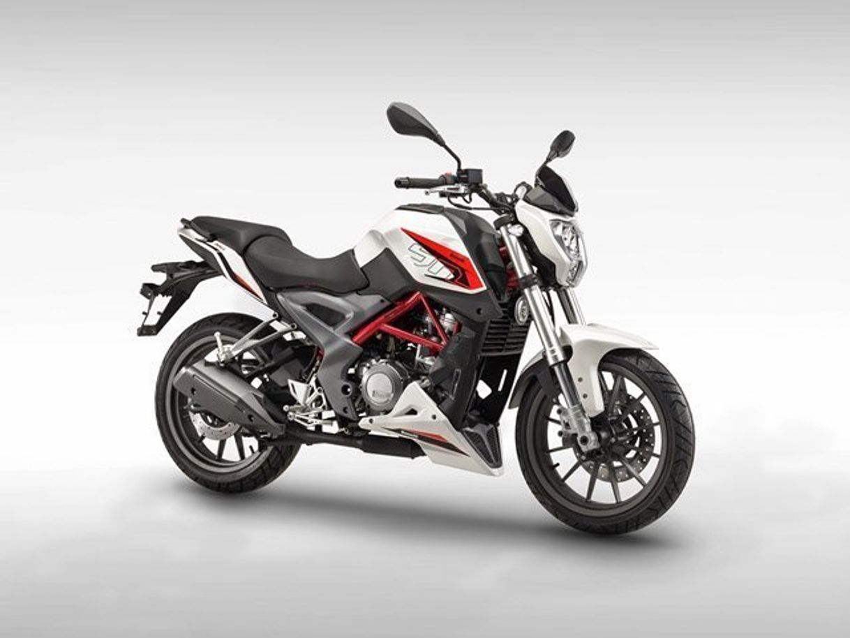 Social Benelli BN 251
