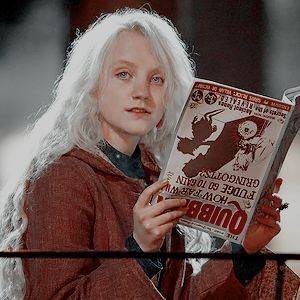 Social Luna adoro ela, com certeza é aquariana 😂