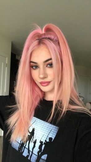 pink hair 💇🏼‍♀️