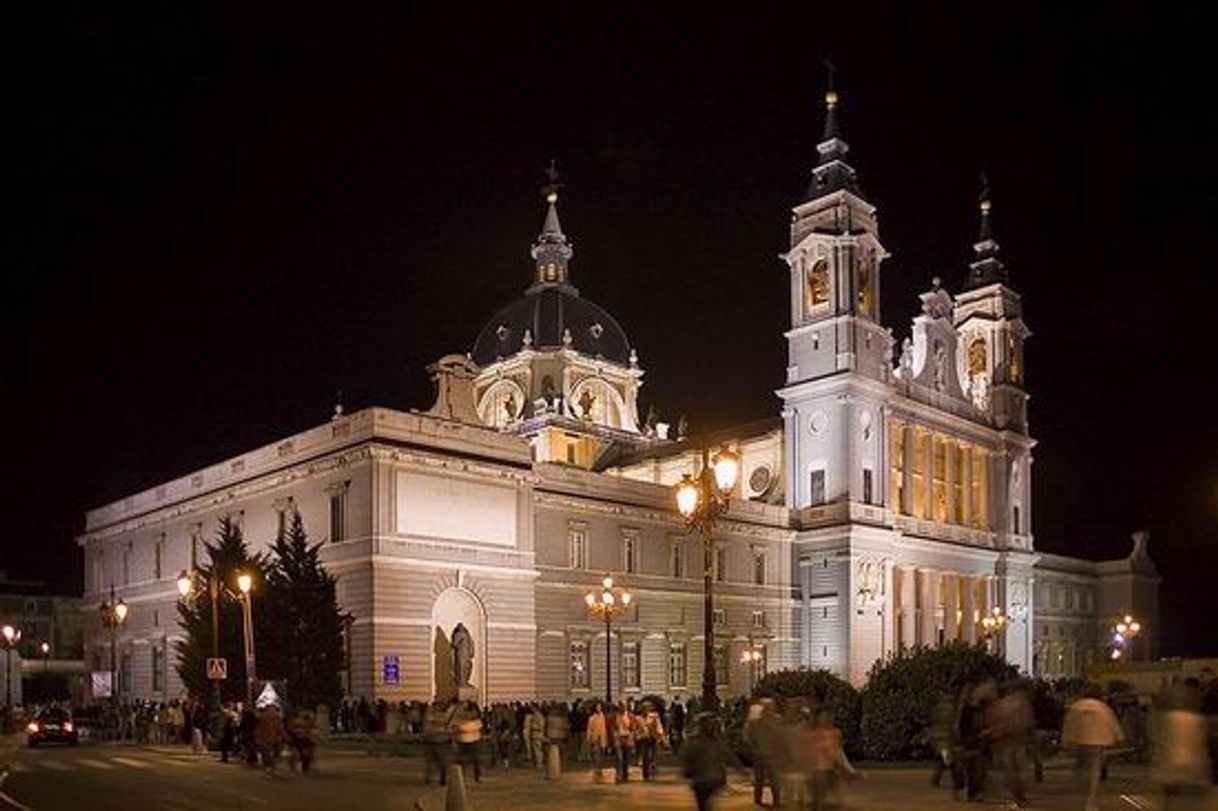 Place Almudena Cathedral