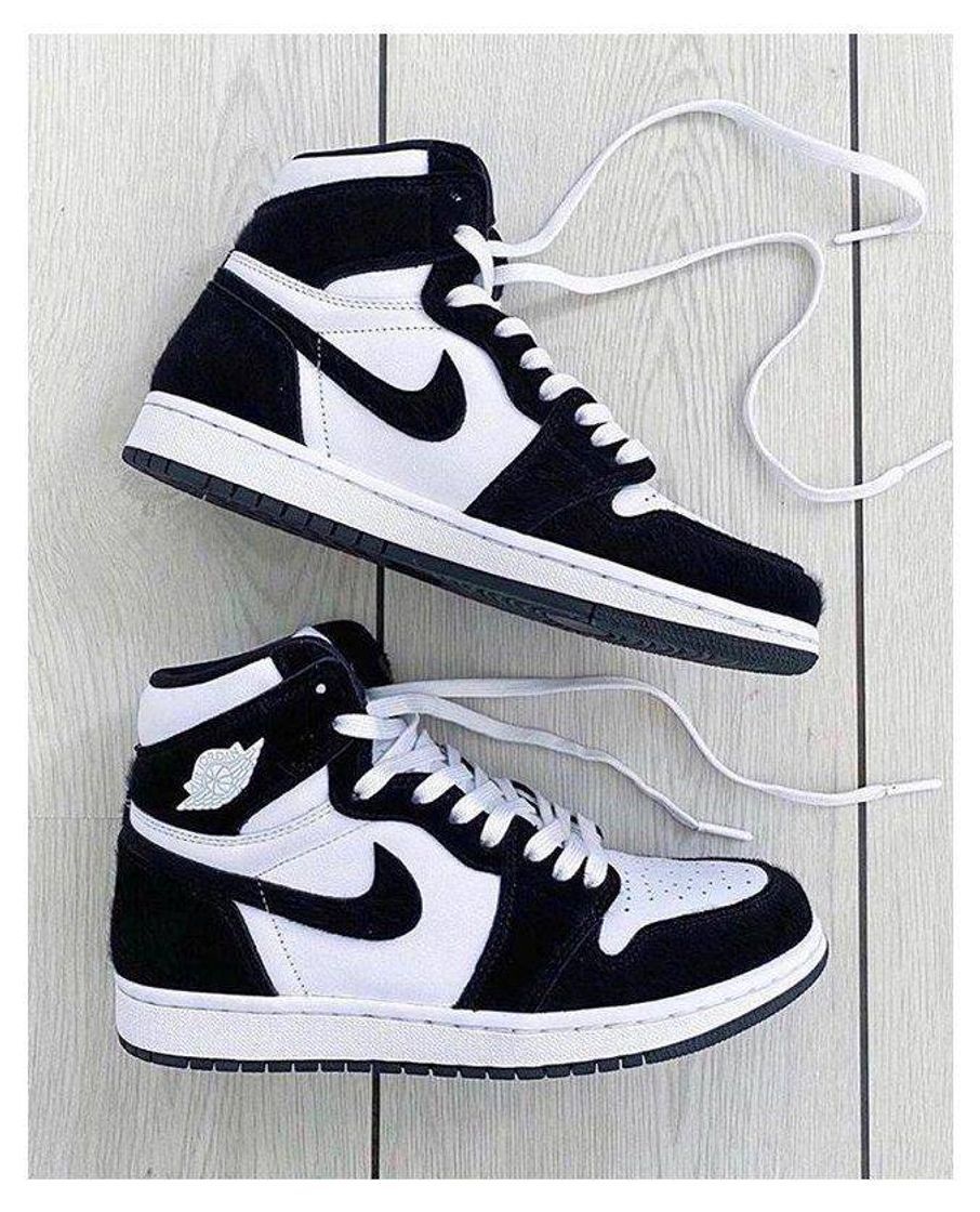 Moda Air Jordan 1 Retrô Black White