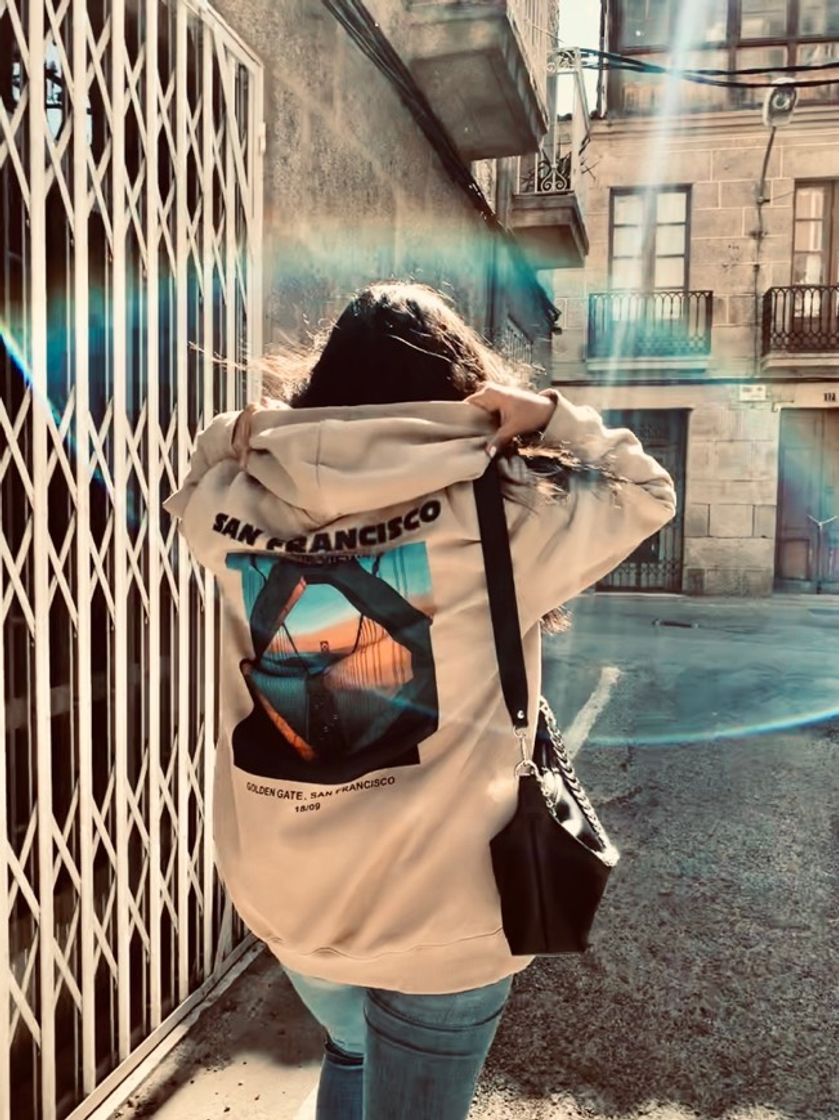 Sudadera con capucha y estampado 